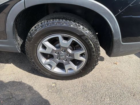 Used 2023 Honda Passport TrailSport image 14