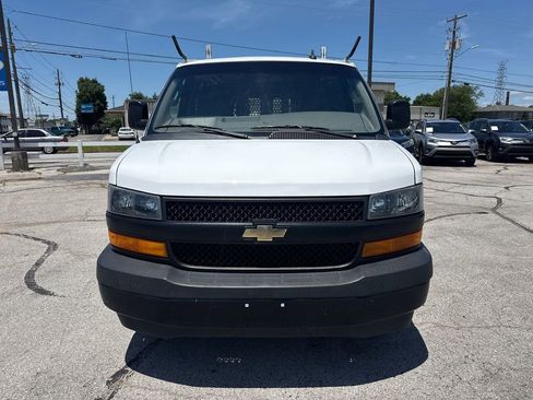 Used 2020 Chevrolet Express 2500 w/ Driver Convenience Package RWD image 8