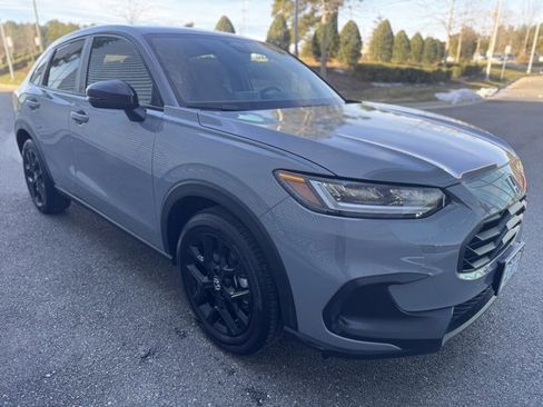 Used 2024 Honda HR-V Sport image 6