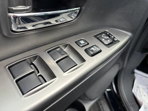 Used 2024 Mitsubishi Outlander Sport SE AWD/4WD image 12