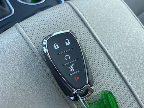 Used 2023 Chevrolet Traverse Premier w/ LPO, Floor Liner Package image 43