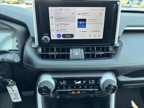 Certified 2025 Toyota RAV4 LE image 27