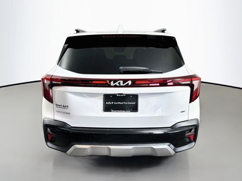 Used 2024 Kia Seltos S AWD/4WD image 6