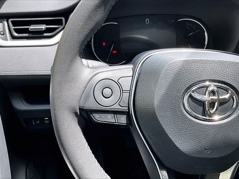 Used 2023 Toyota RAV4 XLE Premium FWD image 24