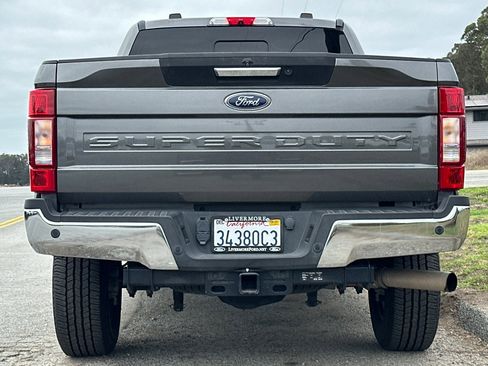 Used 2020 Ford F350 Lariat w/ Lariat Value Package image 4