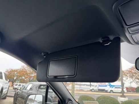 Used 2022 Honda Pilot Sport image 24