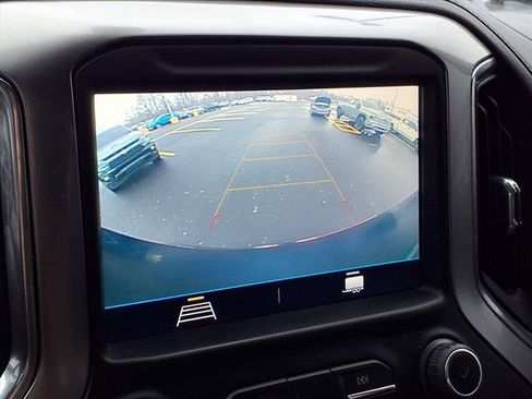 Used 2021 Chevrolet Silverado 1500 LT Trail Boss w/ Bed Protection Package image 8