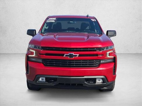 Used 2021 Chevrolet Silverado 1500 RST image 2