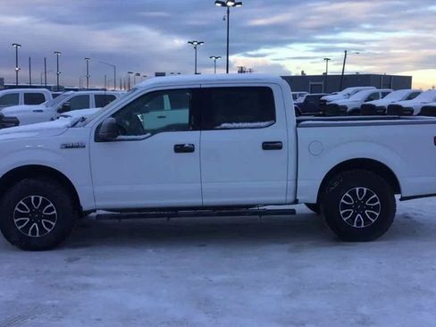 Used 2016 Ford F150 XLT image 5