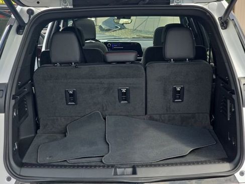 Used 2024 Chevrolet Traverse RS image 14