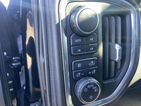 Used 2022 Chevrolet Silverado 3500 LT w/ Convenience Package image 6