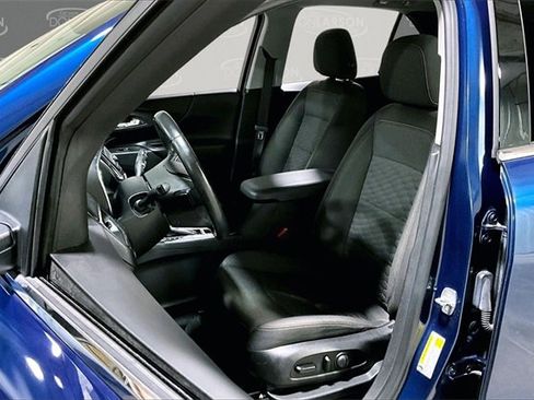 Used 2020 Chevrolet Equinox LT image 13