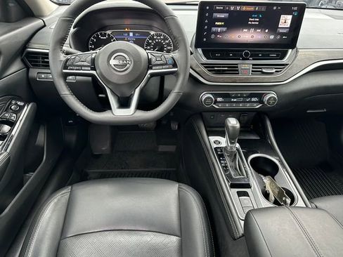 Used 2023 Nissan Altima 2.5 SL image 13