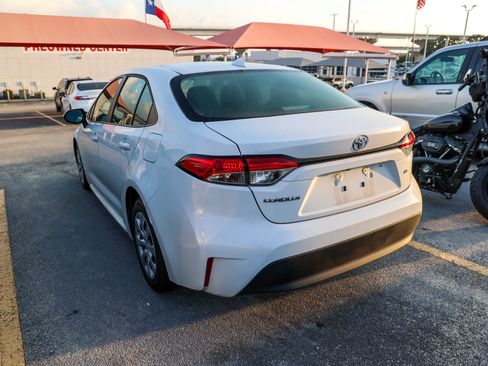Certified 2024 Toyota Corolla LE FWD image 10