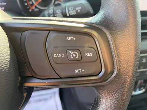 Used 2026 Jeep Wrangler Sport AWD/4WD image 12