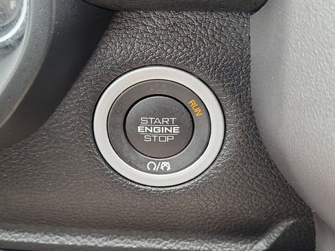 Used 2021 RAM 1500 Big Horn image 27