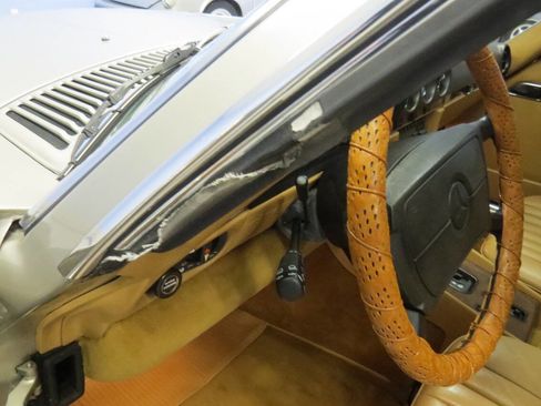 Used 1988 Mercedes-Benz 560 SL image 79