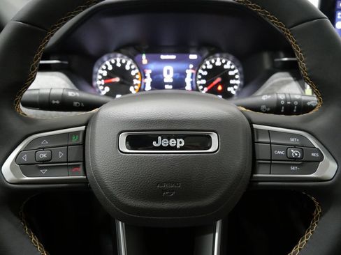 New 2026 Jeep Compass Latitude AWD/4WD image 16