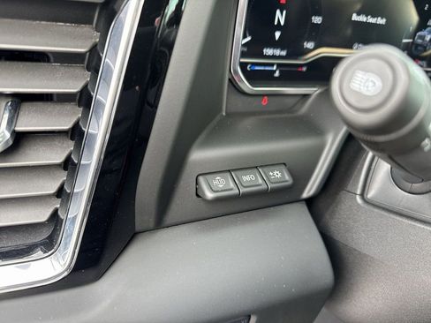 Certified 2024 GMC Sierra 2500 Denali Ultimate image 30