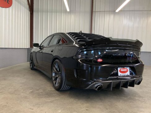 Used 2015 Dodge Charger SRT w/ Laguna Leather Package RWD image 11