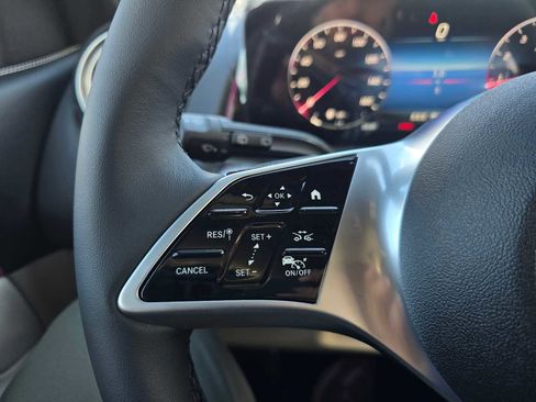 New 2026 Mercedes-Benz GLB 250 image 25