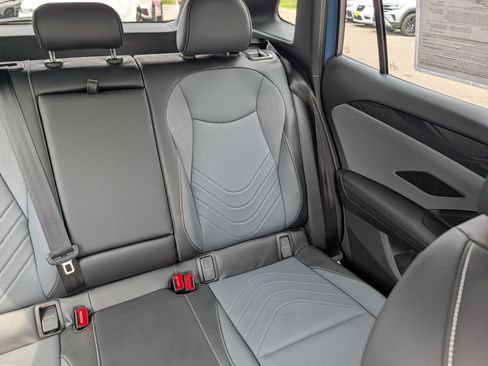 Certified 2025 Volkswagen Tiguan SE R-Line AWD/4WD image 14