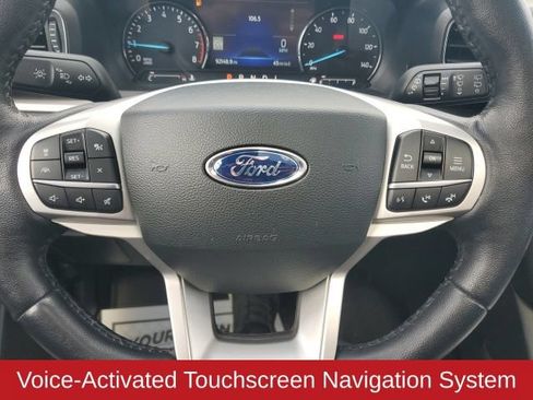 Used 2022 Ford Explorer XLT w/ Equipment Group 202A AWD/4WD image 44