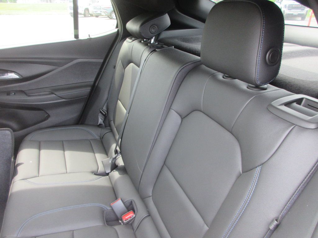 New 2026 Buick Envista Sport Touring FWD image 13