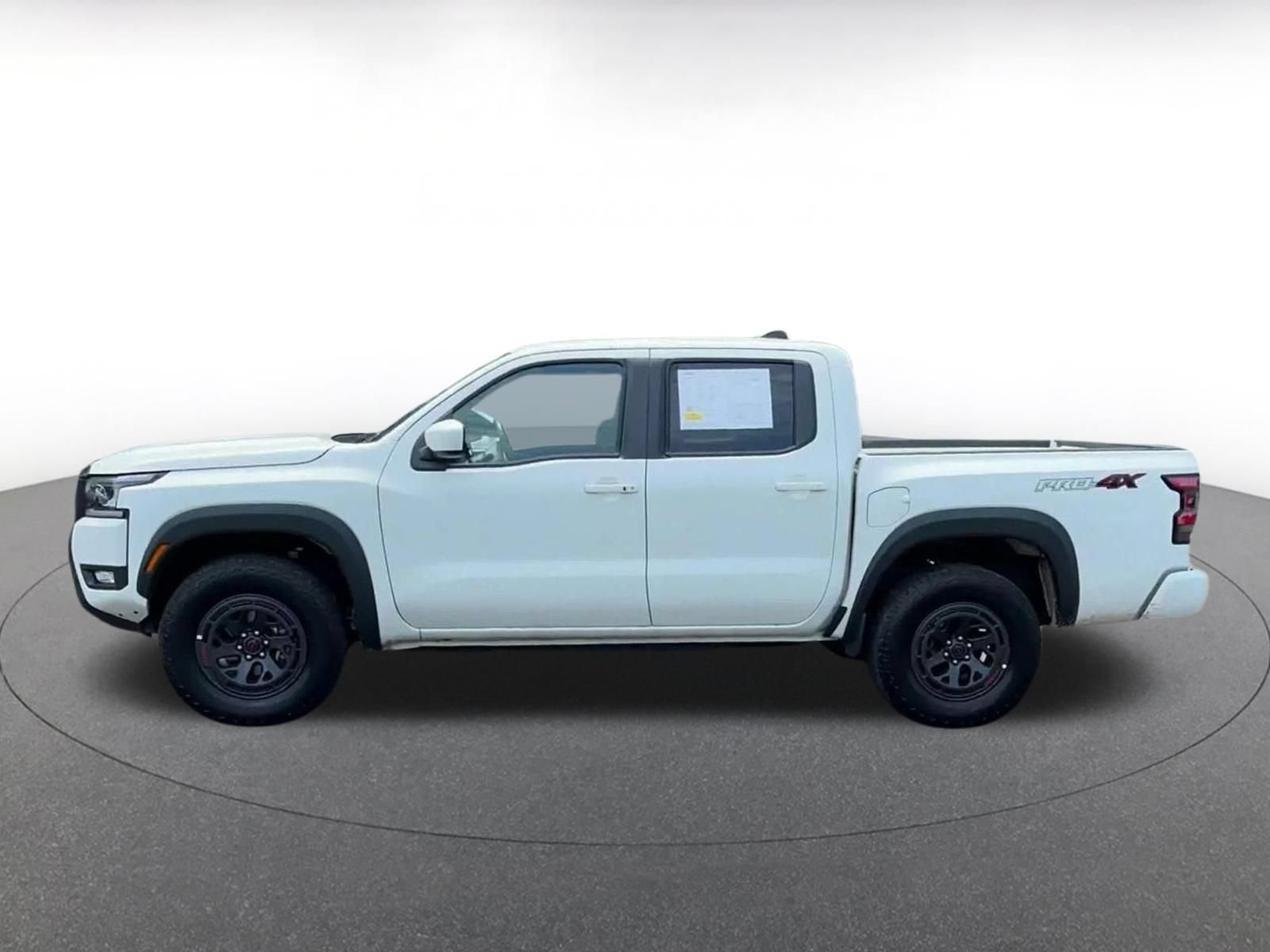 Used 2026 Nissan Frontier PRO-4X AWD/4WD image 8