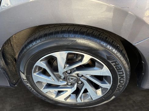 Used 2017 Honda Civic EX image 36