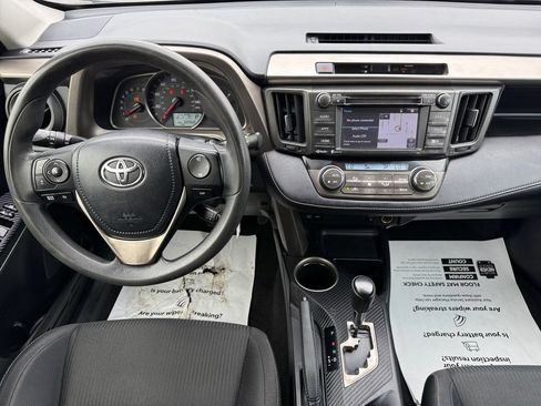 Used 2014 Toyota RAV4 XLE AWD/4WD image 10