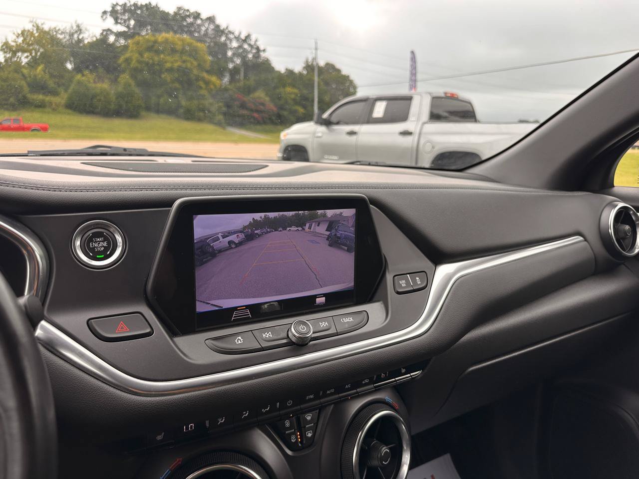 Used 2019 Chevrolet Blazer LT AWD/4WD image 38