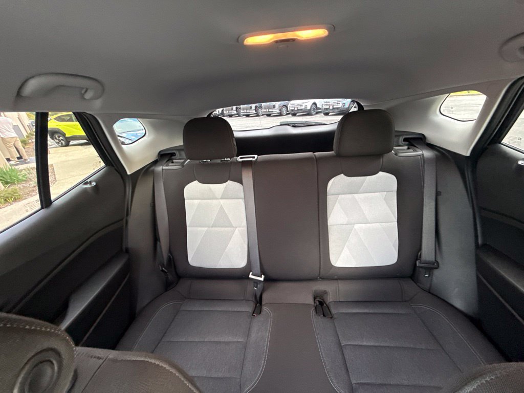 Used 2024 Chevrolet Trax LS FWD image 21