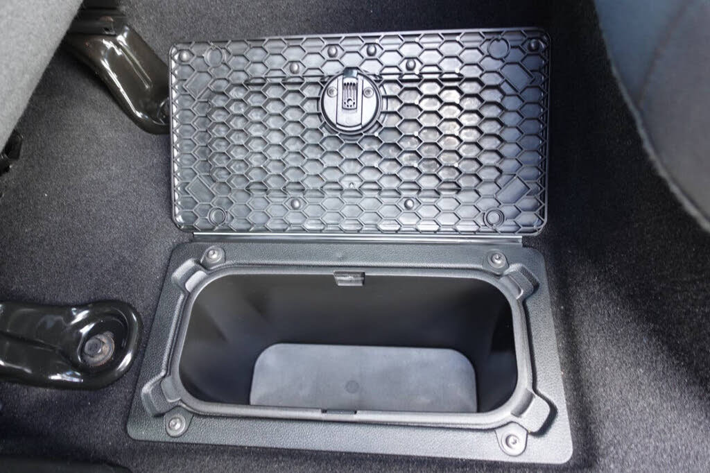 Used 2022 RAM 1500 Classic SLT w/ Electronics Convenience Group AWD/4WD image 25