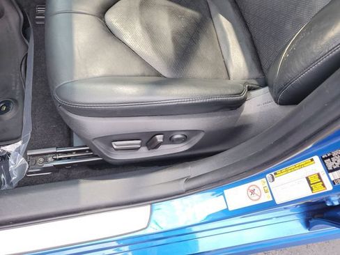 Used 2019 Toyota Camry XSE w/ Navigation Package FWD image 18