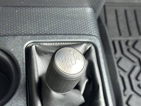 Used 2007 Toyota FJ Cruiser 4WD image 34