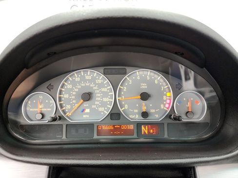 Used 2006 BMW M3 Convertible image 36