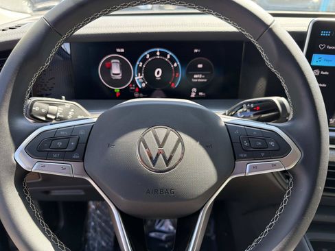 Certified 2026 Volkswagen Tiguan S FWD image 17