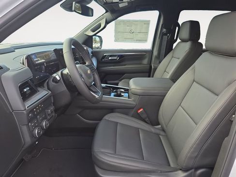 Used 2026 Chevrolet Tahoe LT w/ Comfort Package AWD/4WD image 9