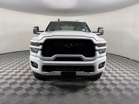 Used 2025 RAM 2500 Big Horn AWD/4WD image 5