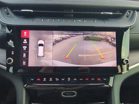 New 2026 Jeep Grand Cherokee L Limited w/ Luxury Tech Group II AWD/4WD image 18