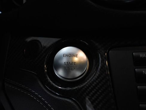 Used 2013 Mercedes-Benz SL 63 AMG image 30