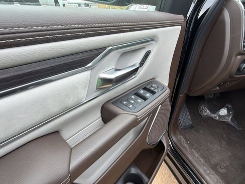 New 2026 RAM 1500 Laramie AWD/4WD image 15