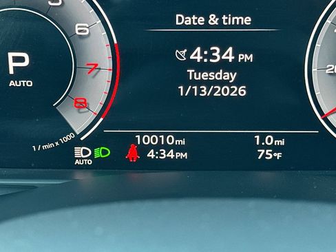 Used 2024 Audi Q8 Premium Plus w/ Premium Plus Package image 24