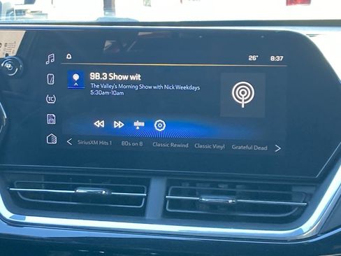 Used 2024 Chevrolet Trax RS w/ Driver Confidence Package image 17