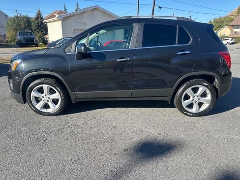 Used 2015 Chevrolet Trax LTZ AWD/4WD image 4