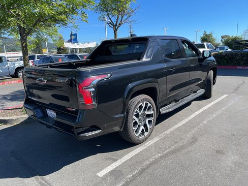 Used 2024 Chevrolet Silverado EV RST image 4