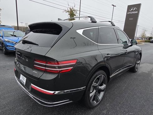 Used 2025 Genesis GV80 2.5T Prestige image 3