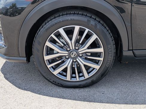 Used 2021 Nissan Kicks SV FWD image 13
