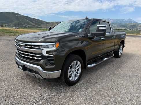 Used 2023 Chevrolet Silverado 1500 LTZ w/ LTZ Premium Package AWD/4WD image 3